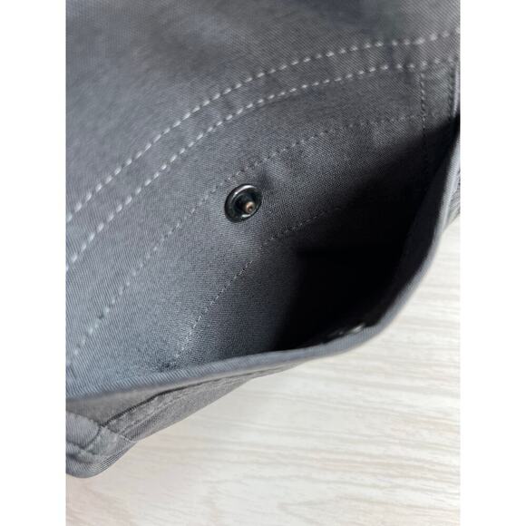 KUHL Hiking Cargo Shorts 10" Inseam in Gray Women's Size 10 - Picture 13 of 16